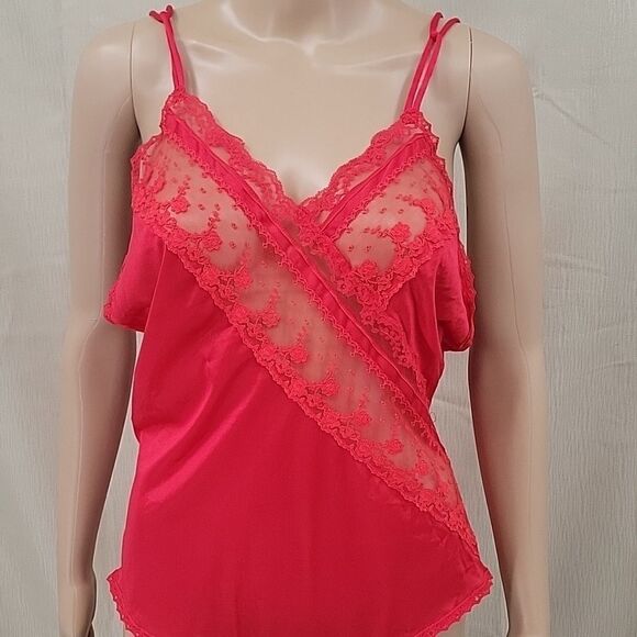 JcPenny Vintage Red Lace Bodysuit, size Medium Valentine's Day Coquettegirl - Picture 2 of 9